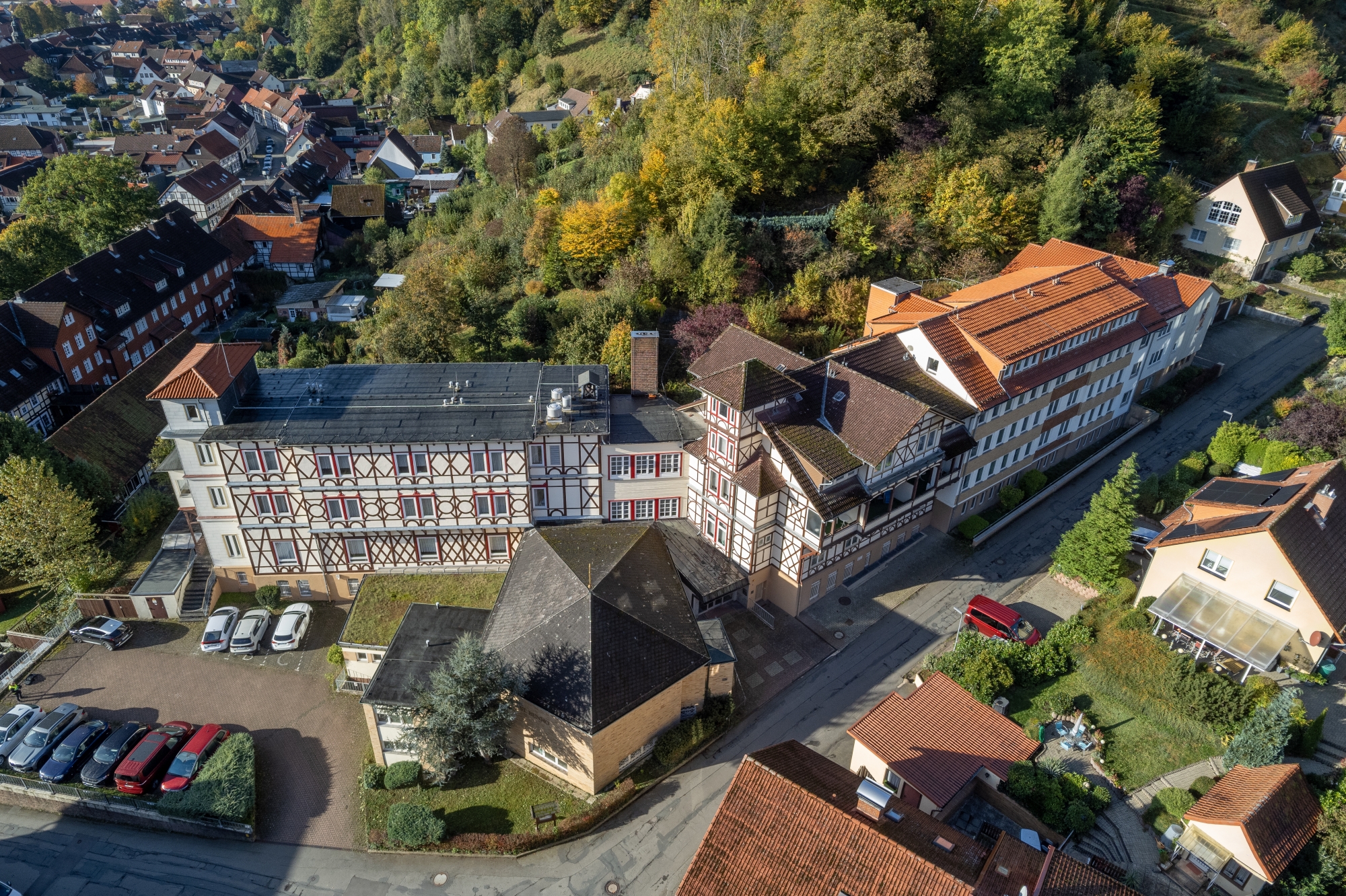 Komplette Gebäudeansicht